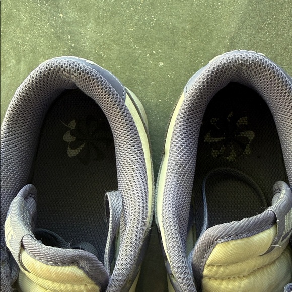 Nike Dunk Low - Picture 12 of 15